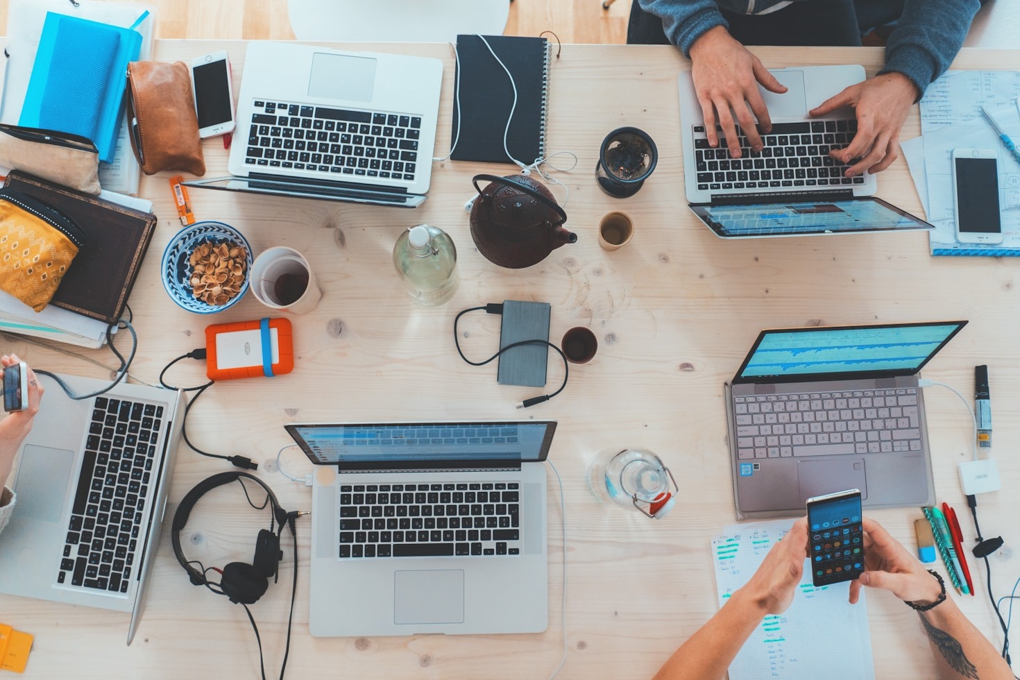Top Tools for Modern Content Creators